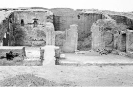 The ancient structure known as the “Christian building” has long been considered the only example of a “house church,” or domestic space renovated for Christian worship. (Photo courtesy of Yale University Art Gallery)