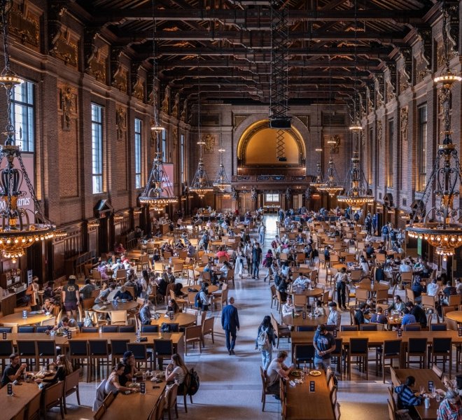 Commons dining hall full of students